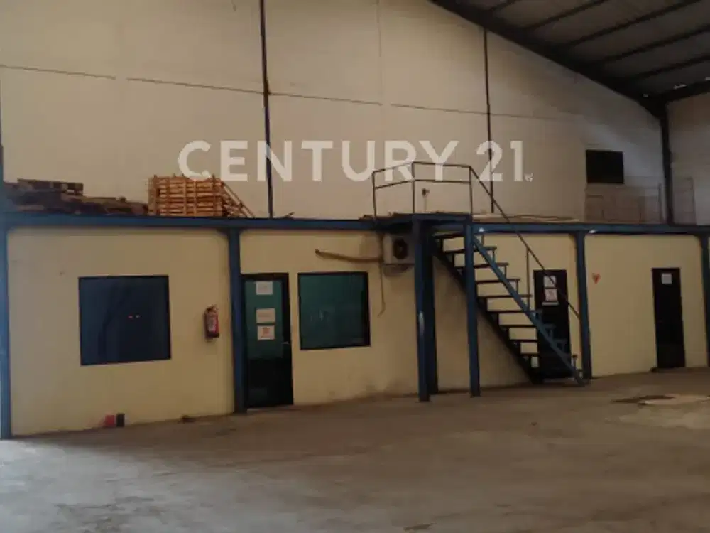 034- GUDANG EX PBRK OLIE DI KATAPANG DILINGKUNGAN PBRK, DKT TOL