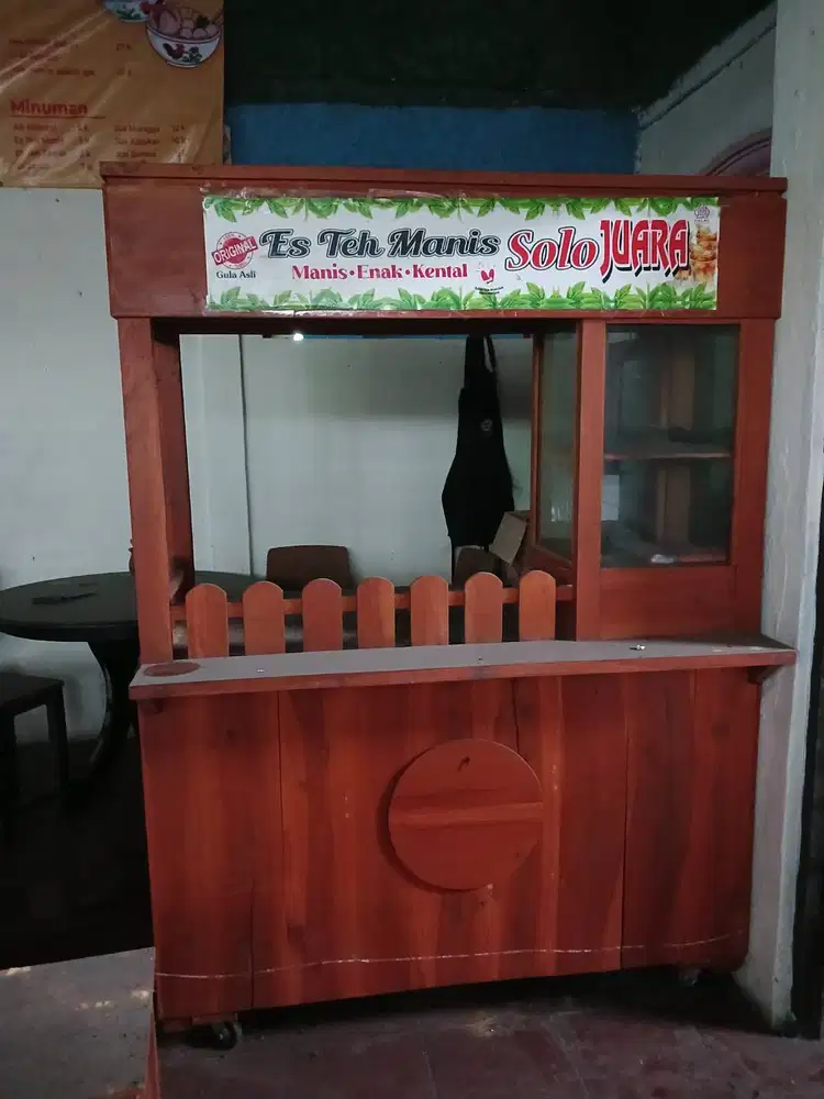 Gerobak minuman  ,bagus terawat,setahun pakai