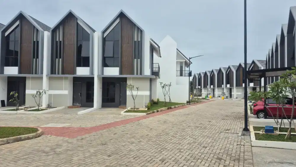 Promo Rumah 2 lantai siap huni, fasilitas cluster ada kolam Renang.