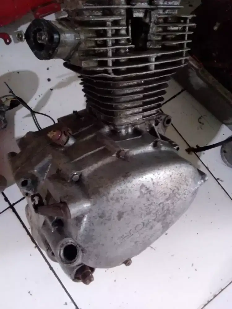 Jual mesin CB100 gelatik&mesin GL100 lokasi cilebut bogor