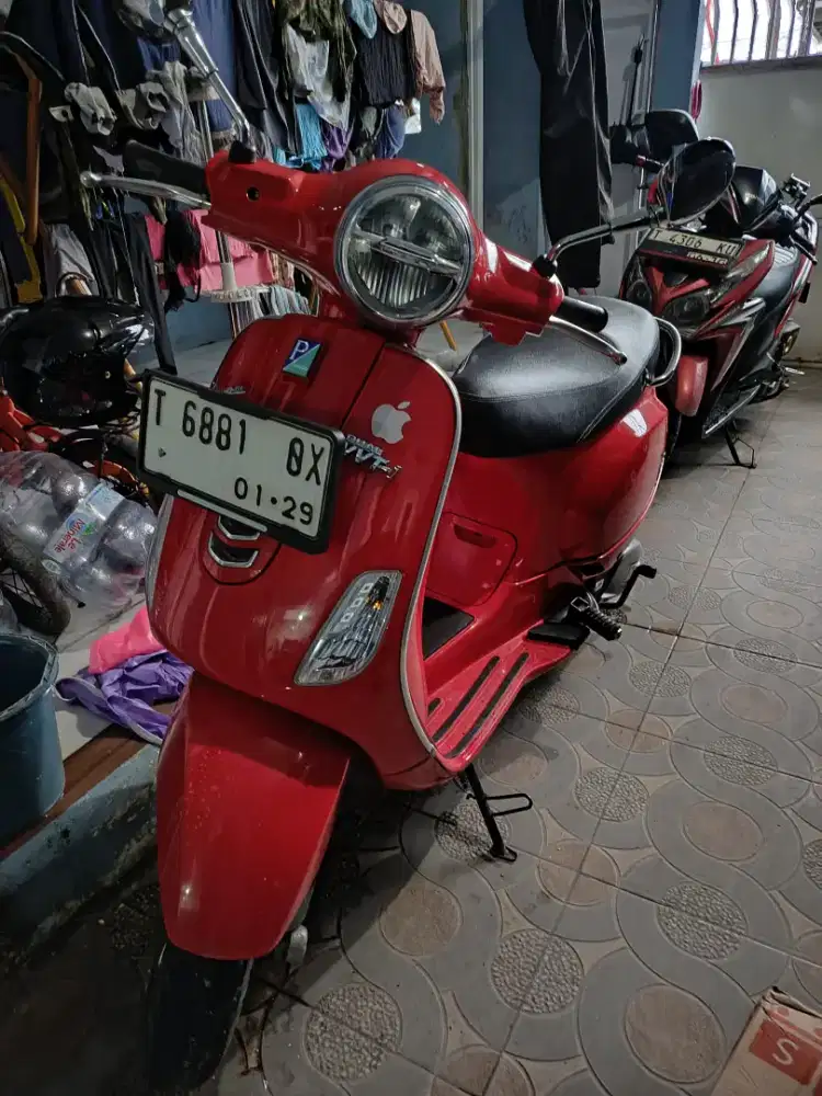 Vespa LX 125 2024