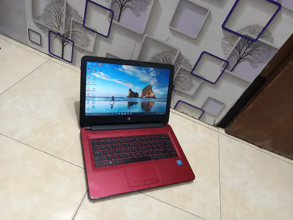 Laptop HP 14 dg ram 4gb,fisik mulus,slim elegan dan bergaransi