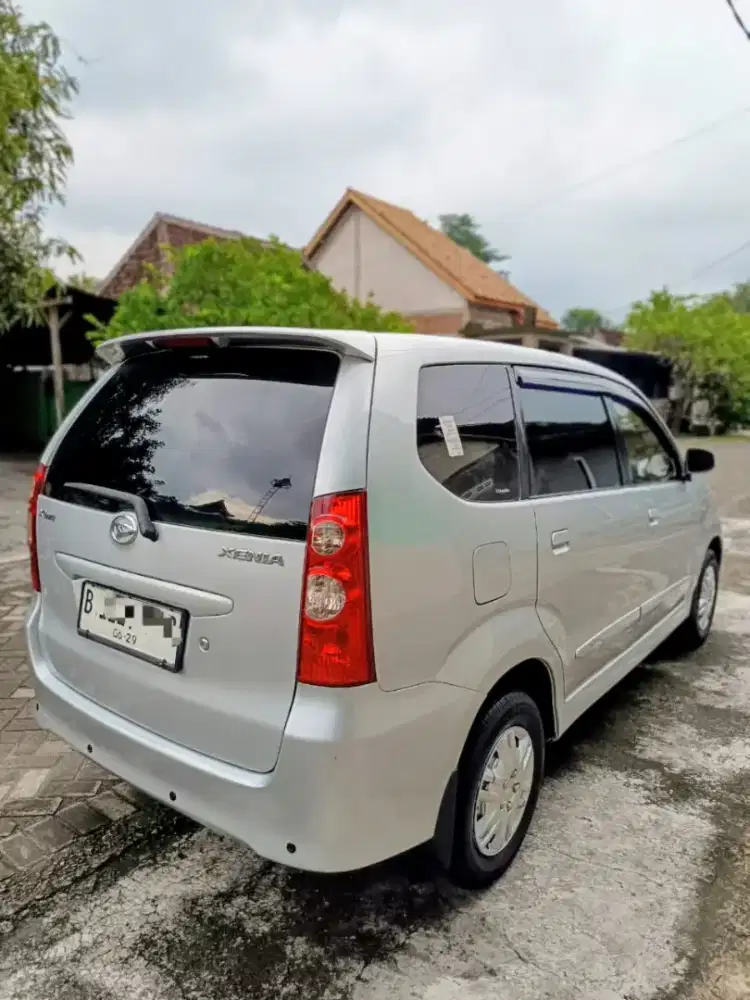 DAIHATSU XENIA XI DELUXE 2011 KM.55RB