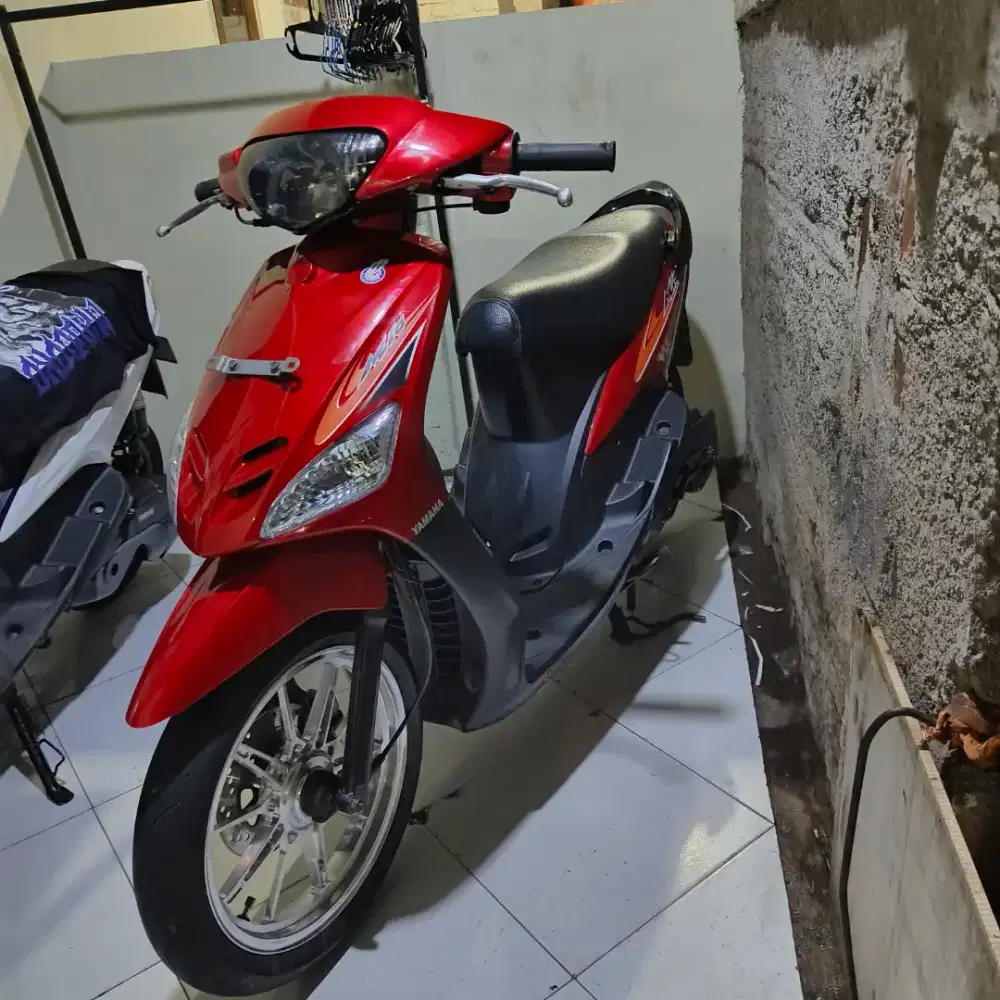 MIO SPORTY 2008 . PLAT D WARNA MERAH CABE