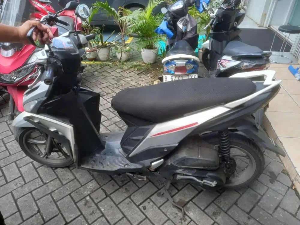 Dijual Motor Yamaha SE 88 2016