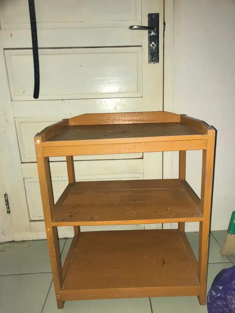 Rak Kayu 3 Tingkat