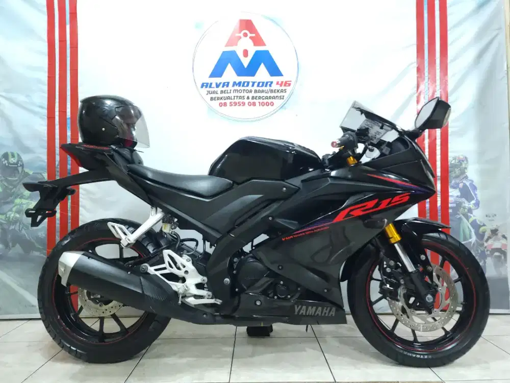 YAMAHA R15 V3 USD GOLD TH 2018 SUPER GRESS LOW KM MULUS NO MINUS