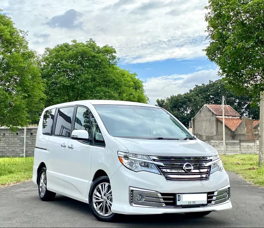 NISSAN SERENA C26 HWS AUTECH PANORAMIC 2015  Automatic Transmission