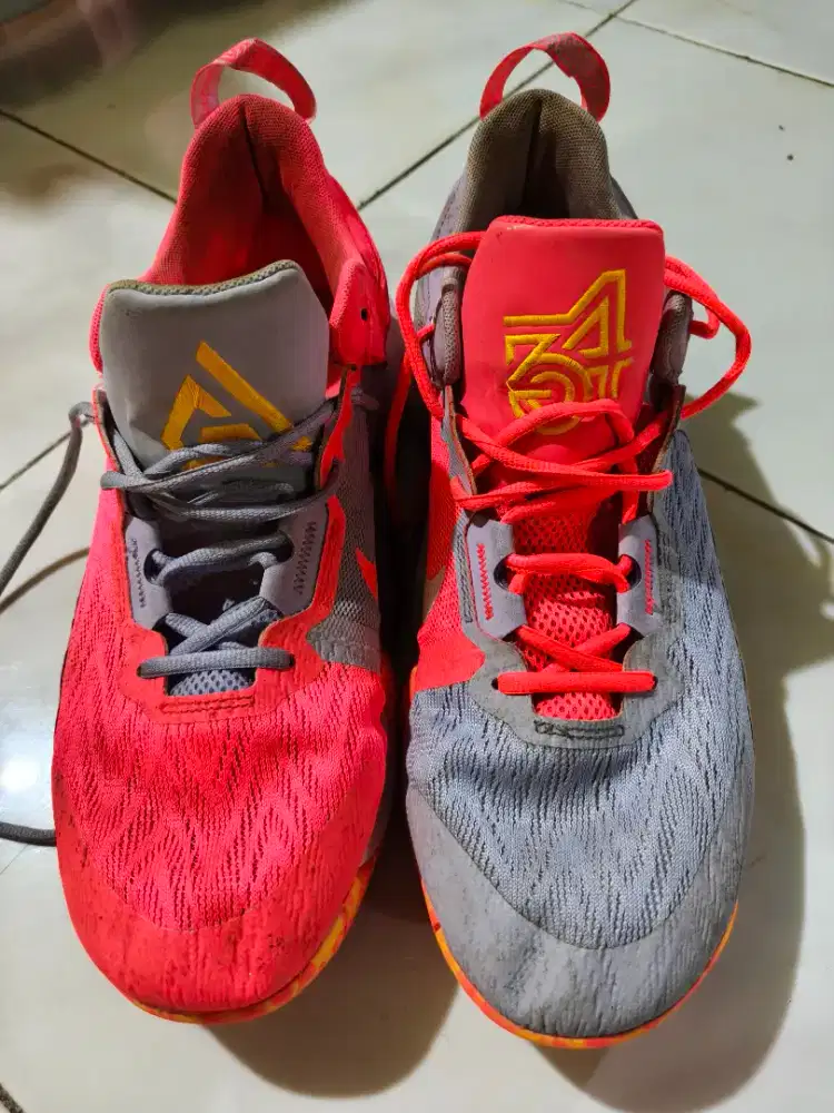 Sepatu Nike giannis immortality 2 original size 45 EUR