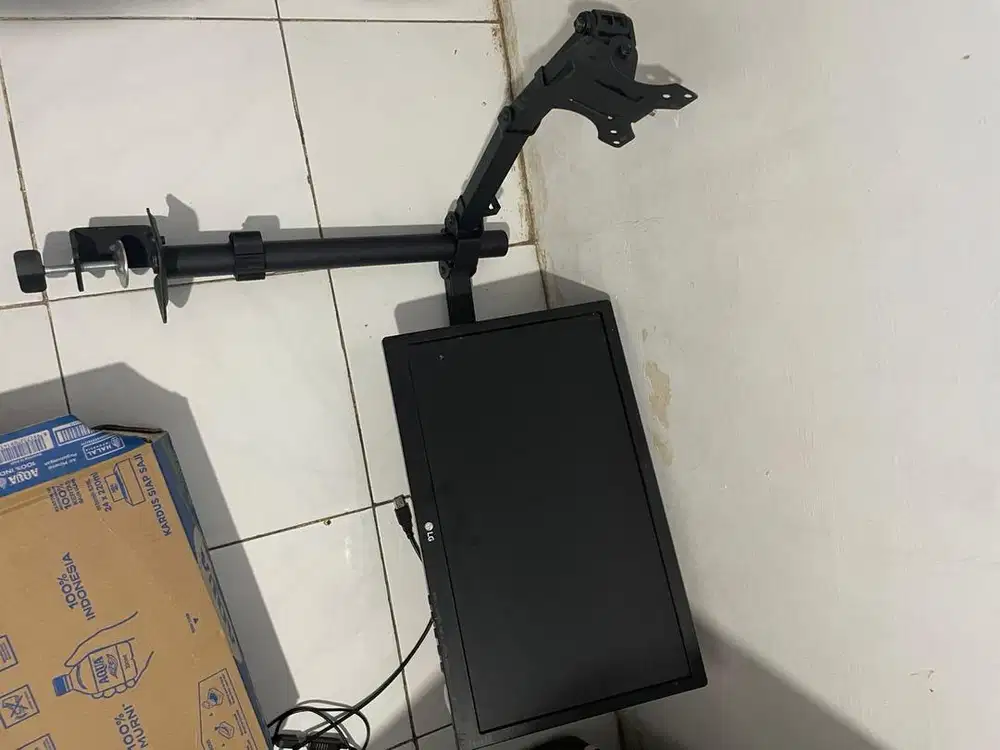 braket dual monitor plus 1 monitor