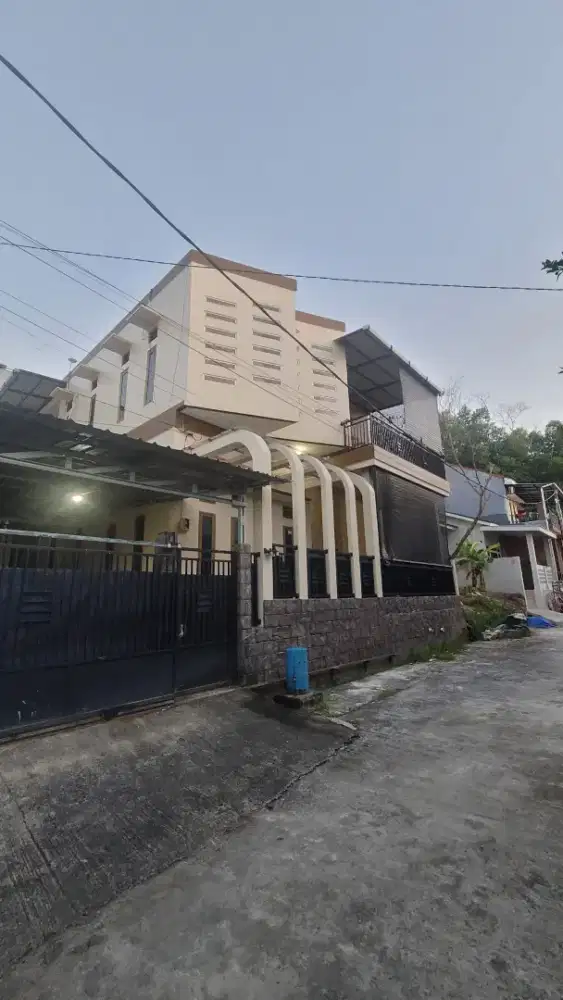 Disewakan rumah jl BDS 2 BALIKPAPAN