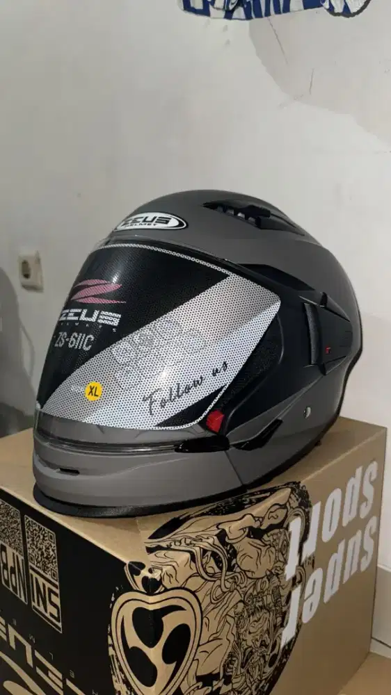 Helm zeus zs 611c grey
