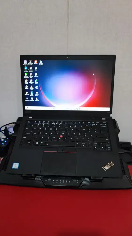 Laptop Lenovo thinkpad T490 Core I5 Gen 8~Ram 16GB~SSD 256GB