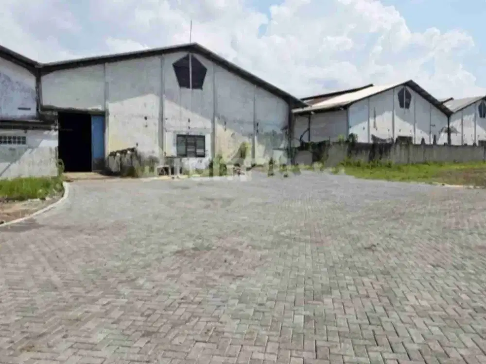 Pabrik di Gunung Gangsir Beji Pasuruan