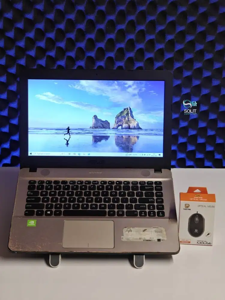 ASUS X441U Core i3 7020U SSD 256GB RAM 4GB Bonus Mouse Siap Pakai