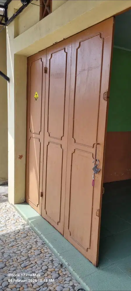 Pintu Kios lipat 3