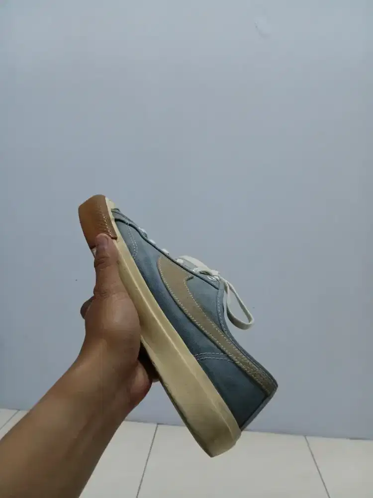 SEPATU COMPASS SKY BLUE 41