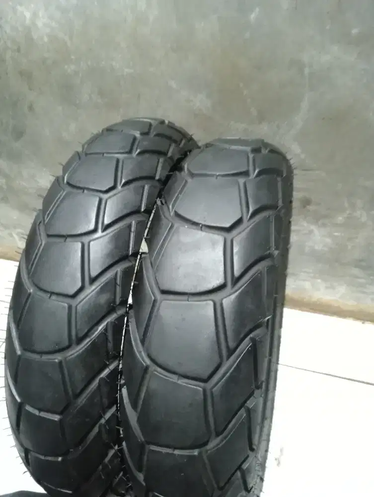 sepasang ban motor ADV ukuran 130/70-13 110/80-14 merk federal tubles