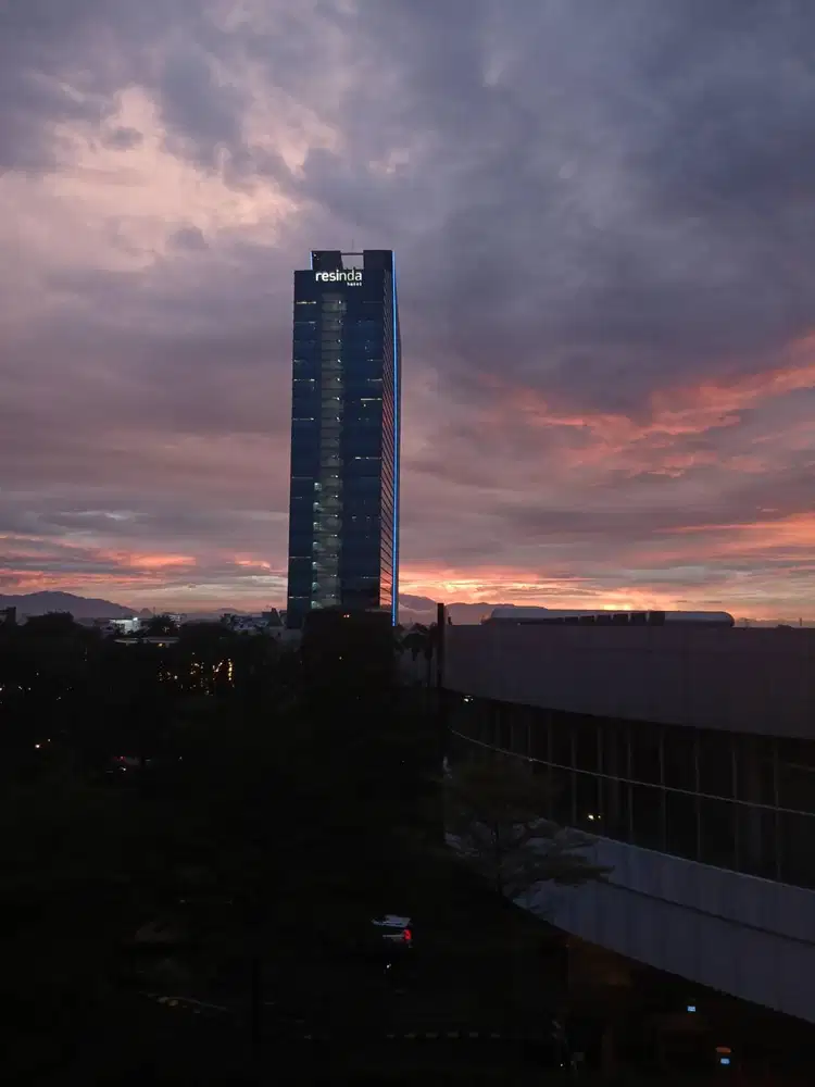 Umur 40 tahun, cari loker art momong