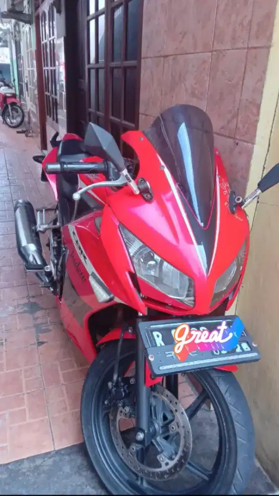 Honda cbr 150 cbr