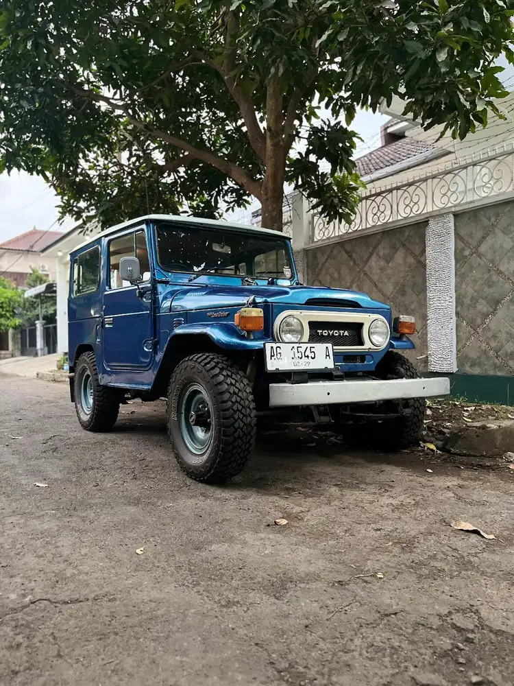 Toyota Land Cruiser Hardtop FJ40