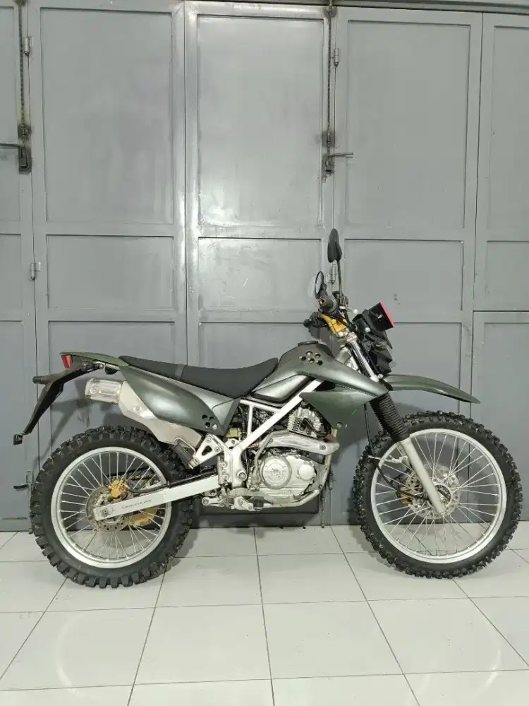 KAWASAKI KLX 150 L
