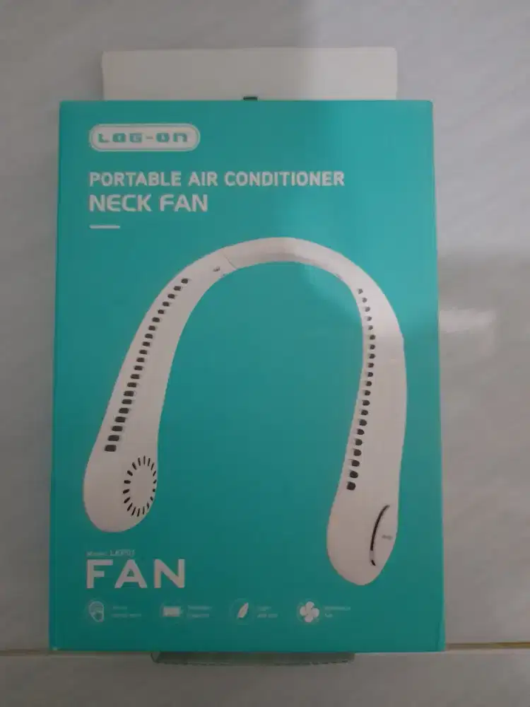 Portable air conditioner neck fan