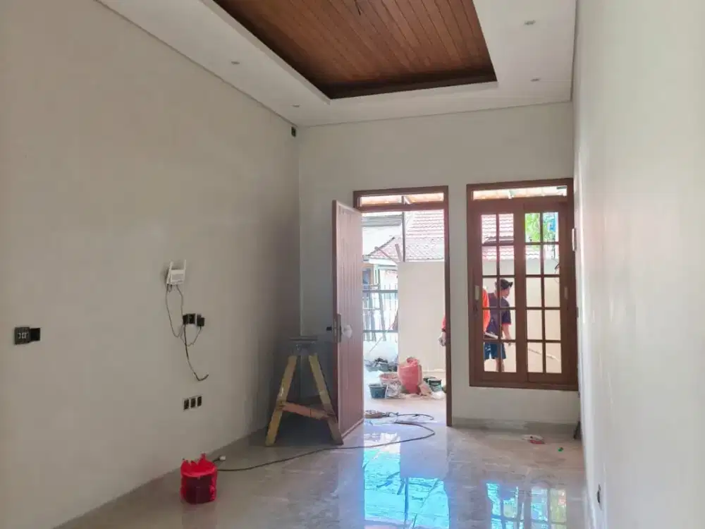 Rumah Full Renovasi di Taman Holis Indah 1