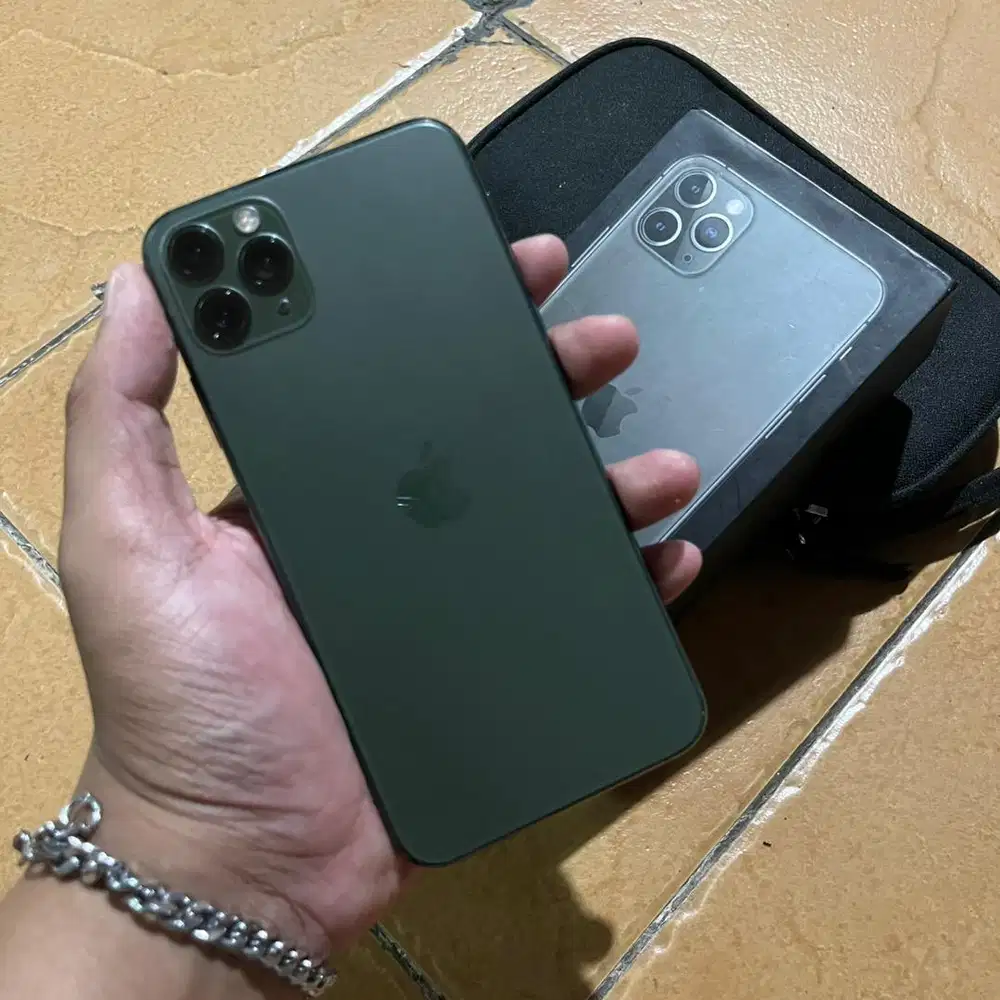 iPhone 11 Pro Max 256GB Midnight Green ex INTER