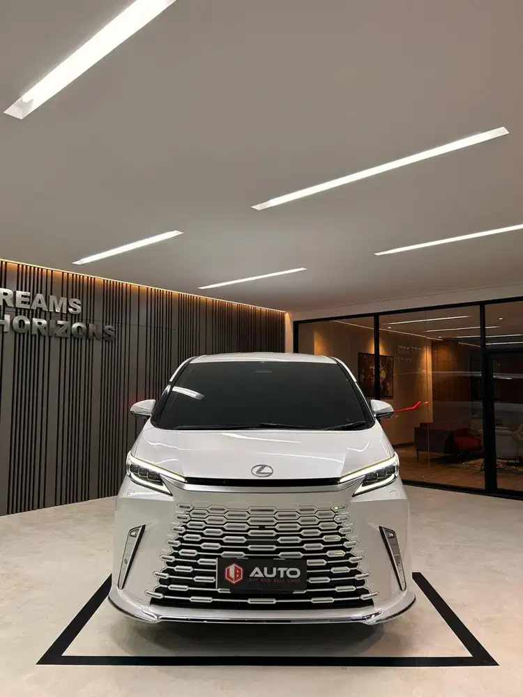 Lexus LM350 Hybrid LM350H 2025 Putih 7-Seater Km7rb Nik 2024 B2645PIN