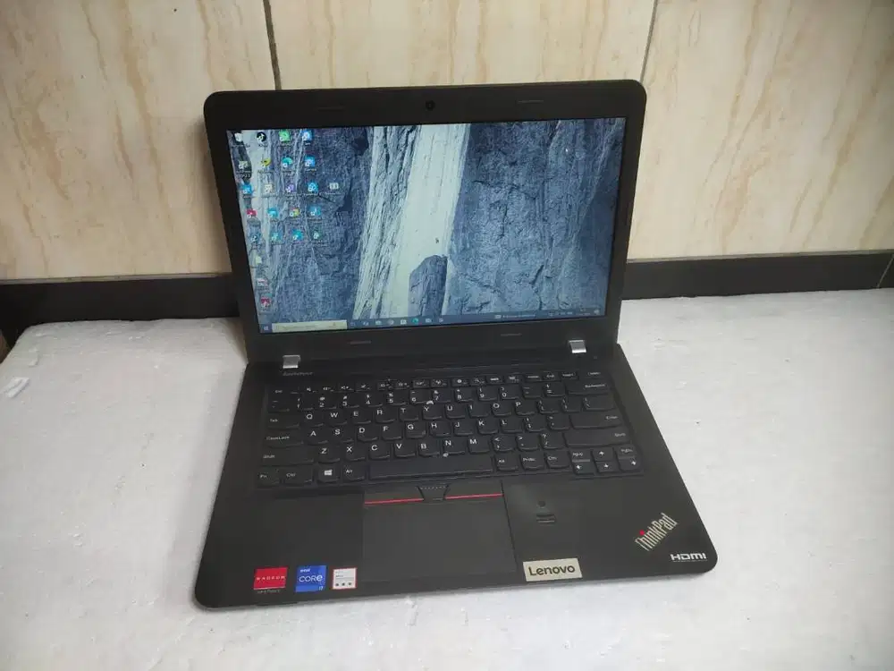 Lenovo thinkpad E450 Core i7-5500U RAM 8GB SSD 256 Double VGA [B220]