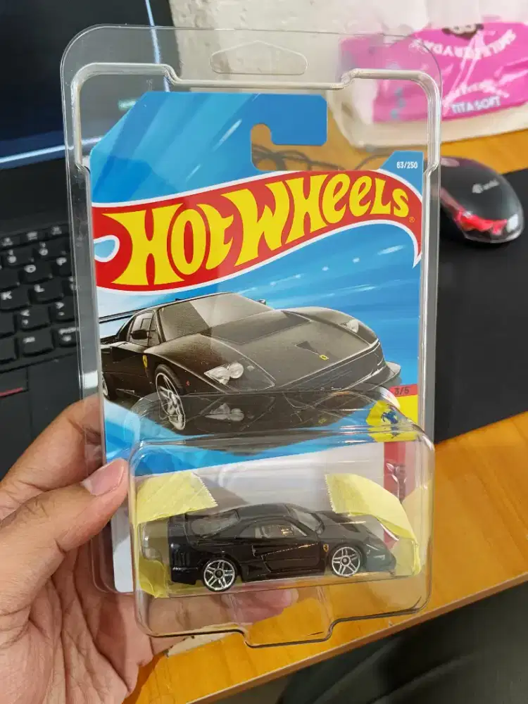 Ferrari F40 Competizione Mainline