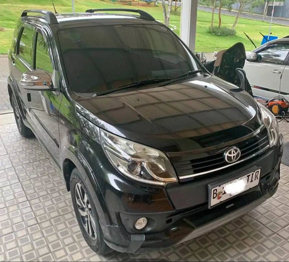 Dijual Toyota Rush S TRD A/T Istimewa