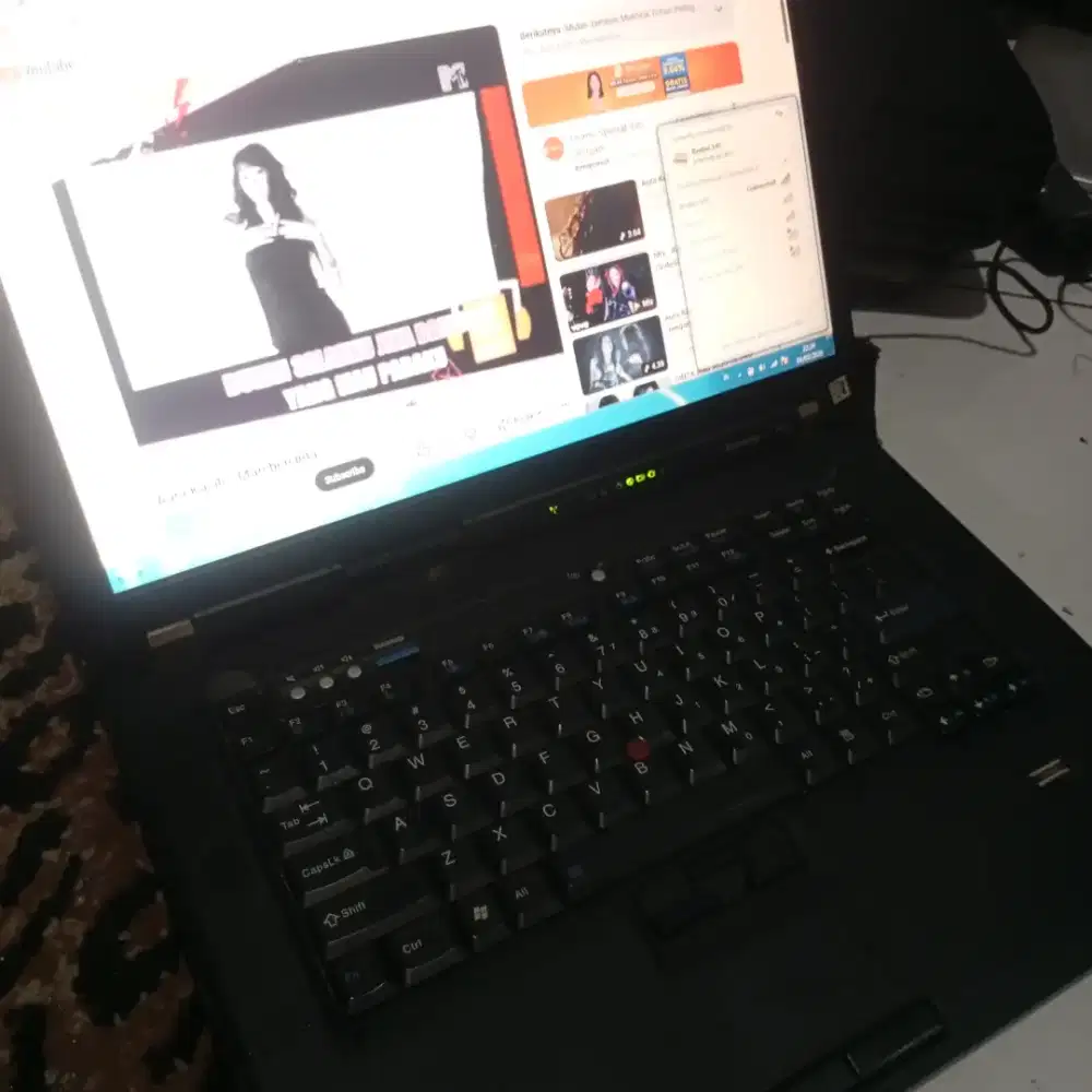 Laptop lawas tapi masih kokoh dan tangguh