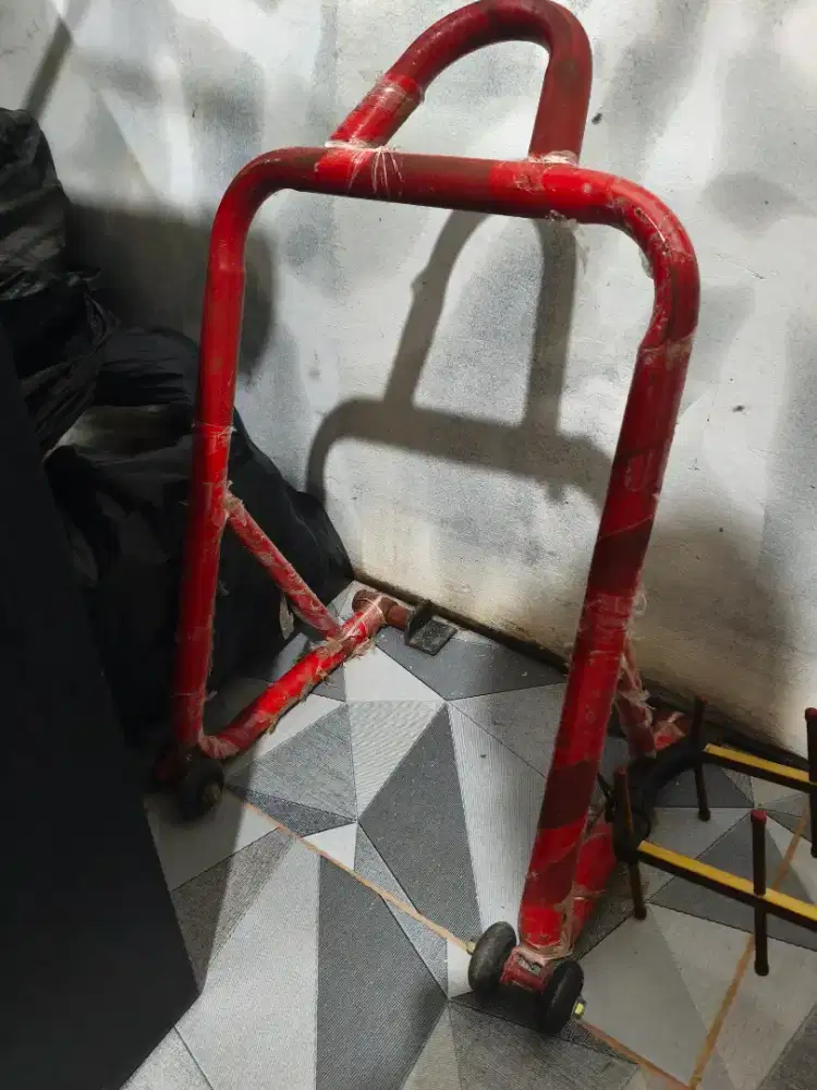 Paddock Motor Moge , Pedok Motor