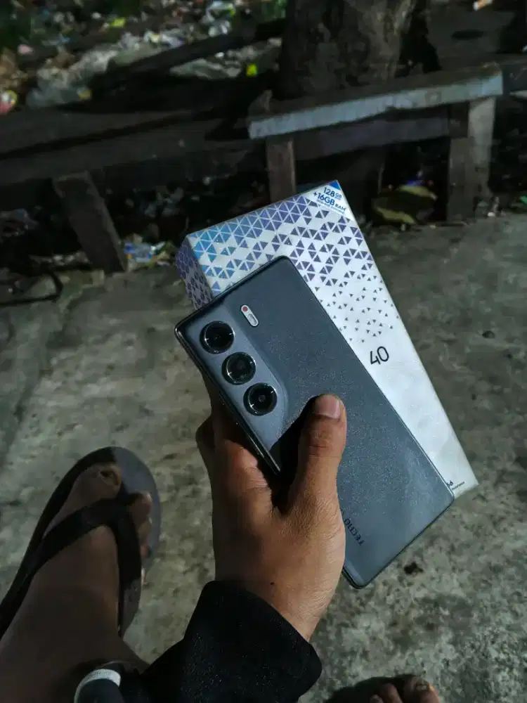 Tecno cammon 40 8/128