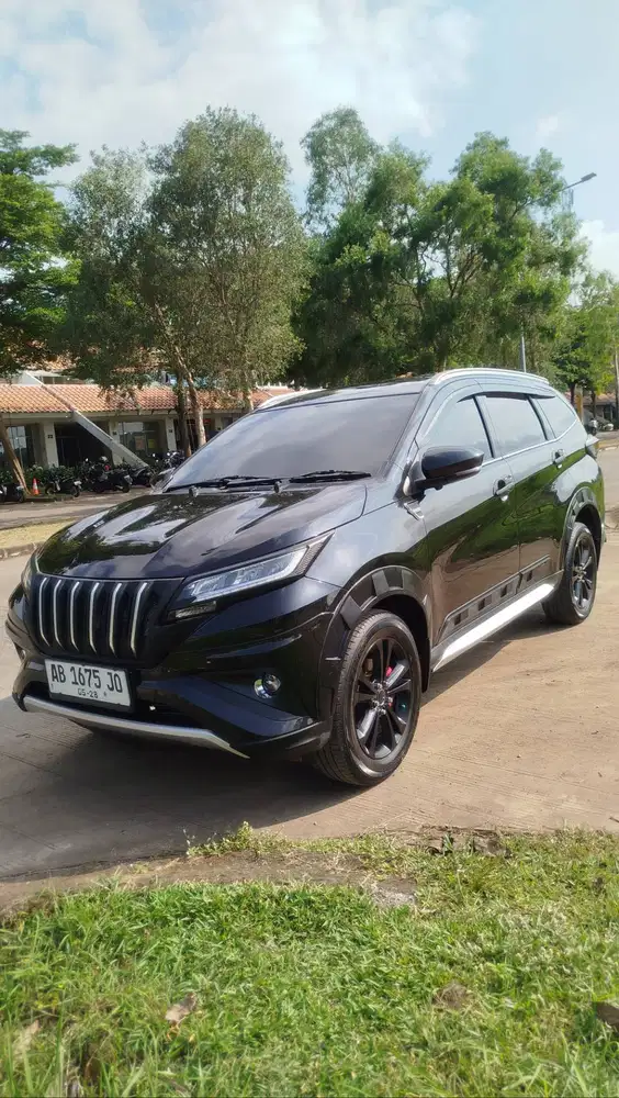 Daihatsu Terios R Deluxe MT 2018