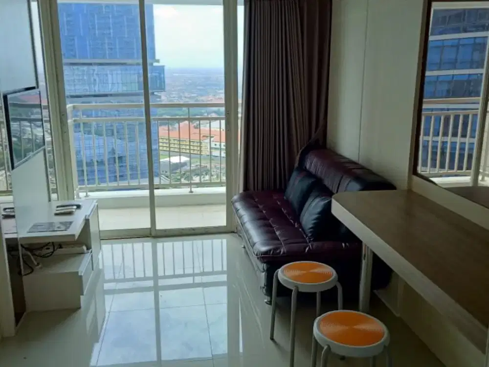 Disewakan Apartemen Tanglin LT18 2BR Corner Full Furnish Luas 39m View PoolCity Connect Pakuwon Mall Surabaya Barat
