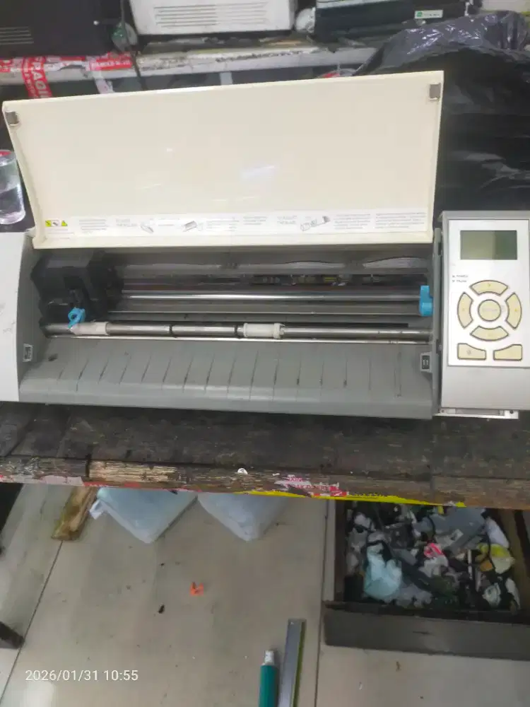 Cari mesin cutting bekas