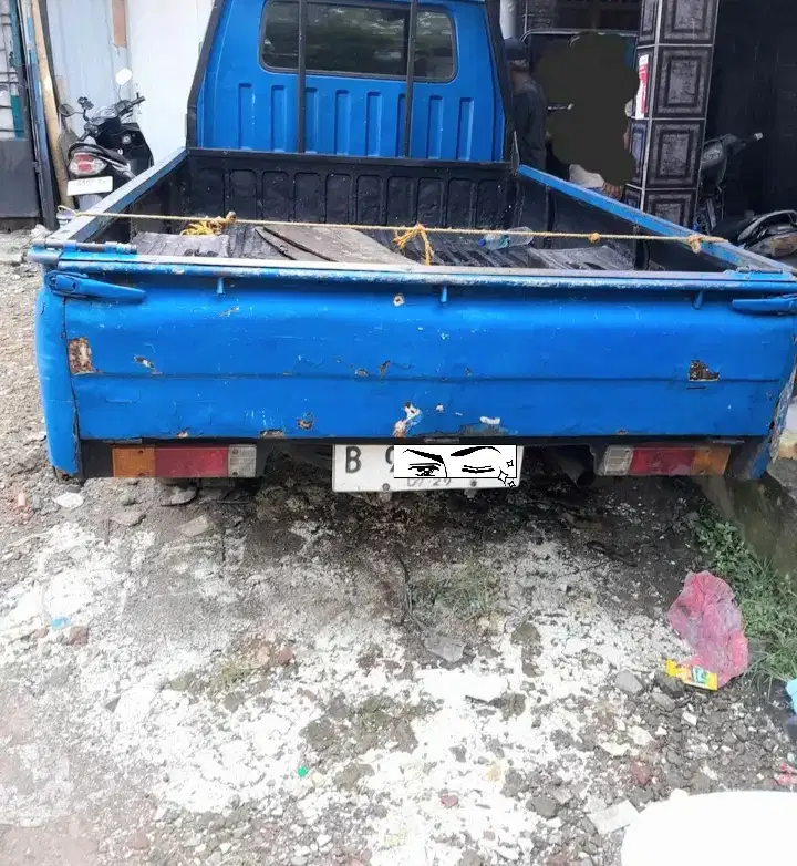 Mitsubishi l300 pick up 86 bensin