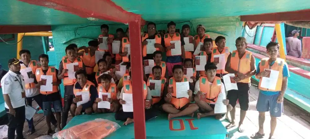 barangkali ada yg mau berangkat  kapal cakalang bon bonan 5jt konrak 2