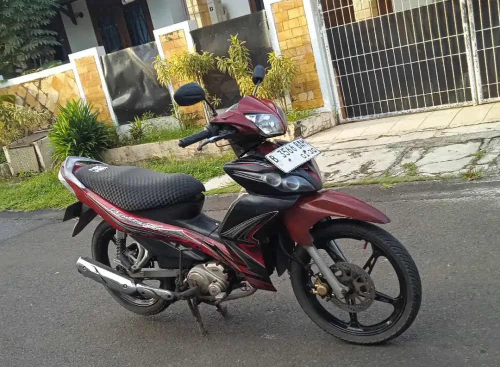 jupiter z sangat terawat baik siap pakai