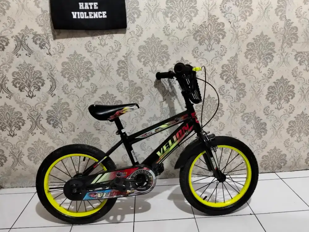 sepeda BMX anak ukuran 16 untuk umur 4-7 tahun