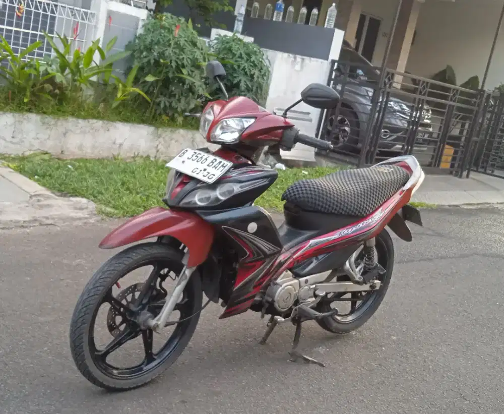 jupiter z terawat pakaian pribadi