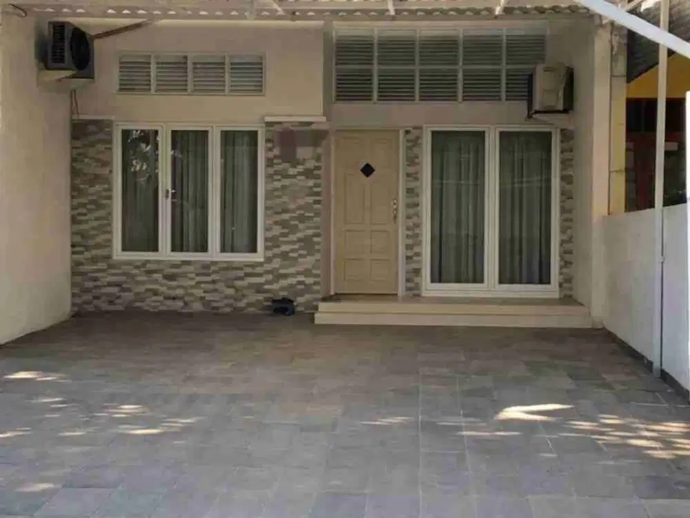 Rumah di Cluster Kintamani Puri Gading Jatimelati Dijual Siap Huni