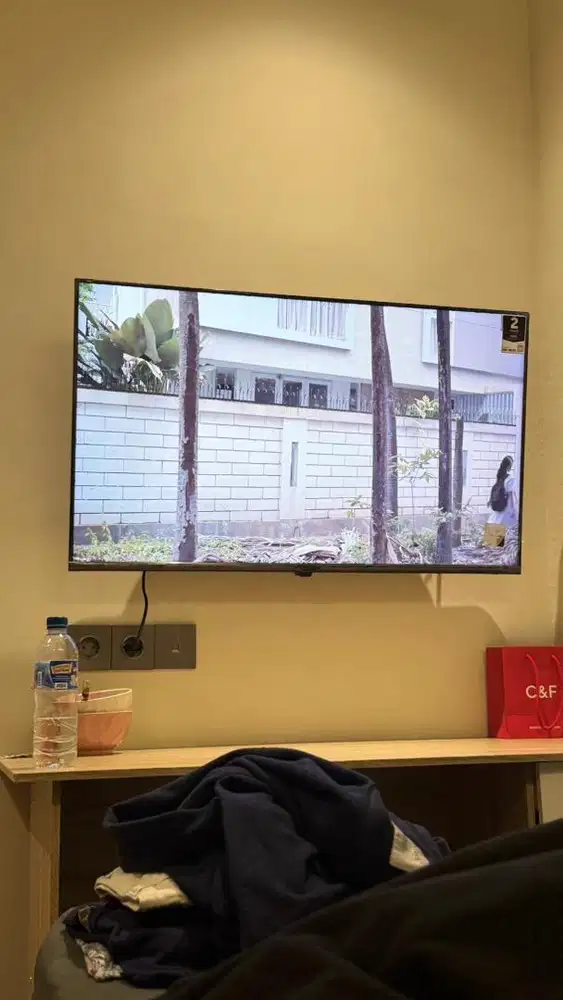 Aqua tv qled 4k 43inch mulus