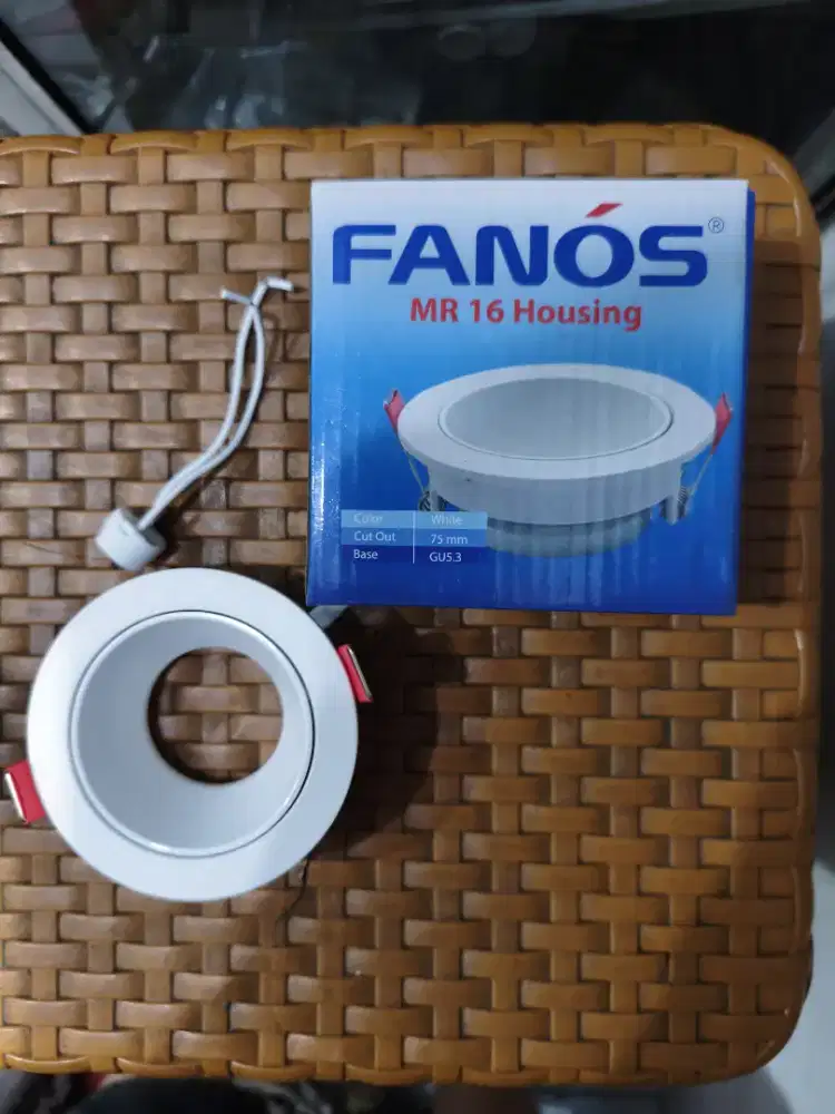 Rumah lampu downlight fanos