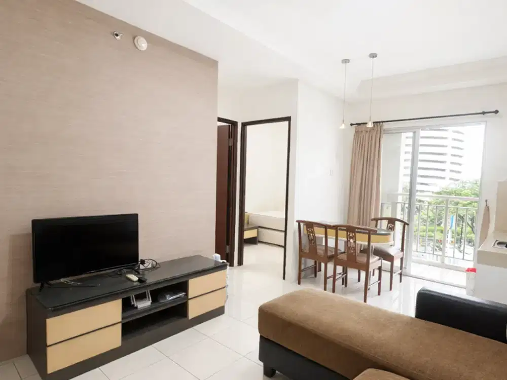 Mediterania 2. Tanjung Duren 2 BR Full Furnish Lantai Rendah Bagus Nyaman dekat tunel CP