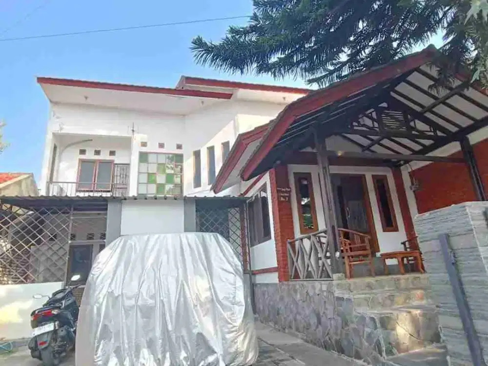 Rumah Terawat 1.5 Lantai di Komplek Ujungberung LB 150 hanya 900 Juta