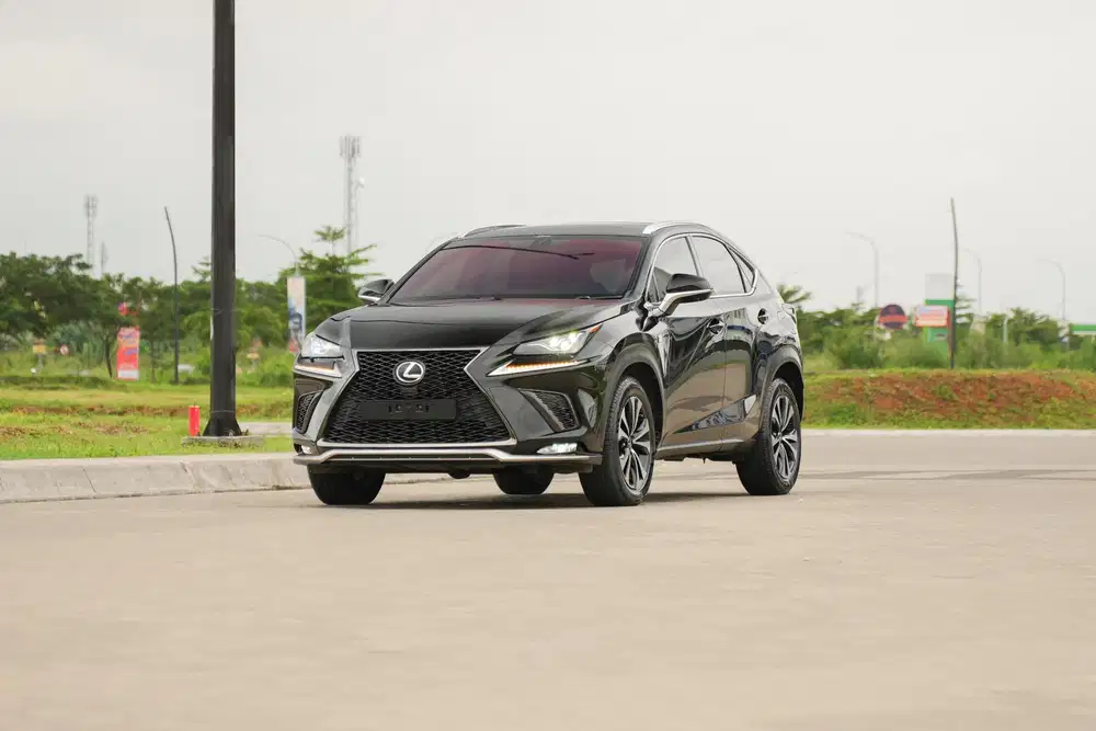 TERMURAB DI PASARAN! Lexus NX300t F-Sport 2.0 2019